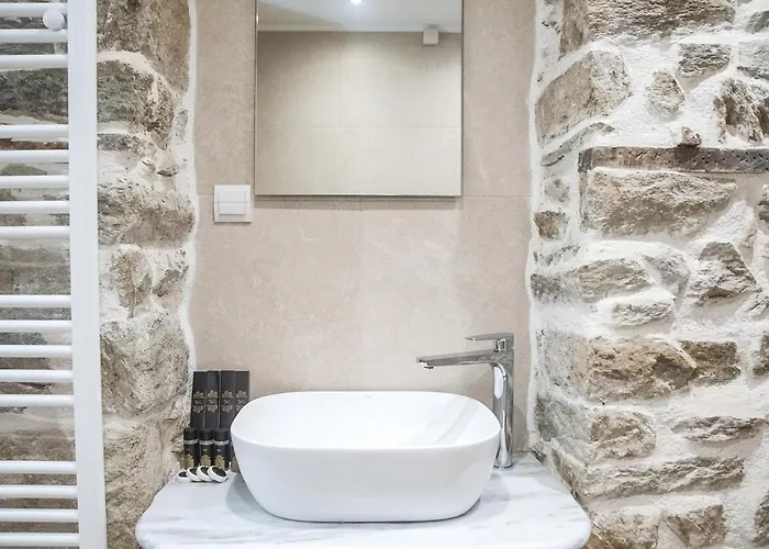 Agiopetra Lofts شقة