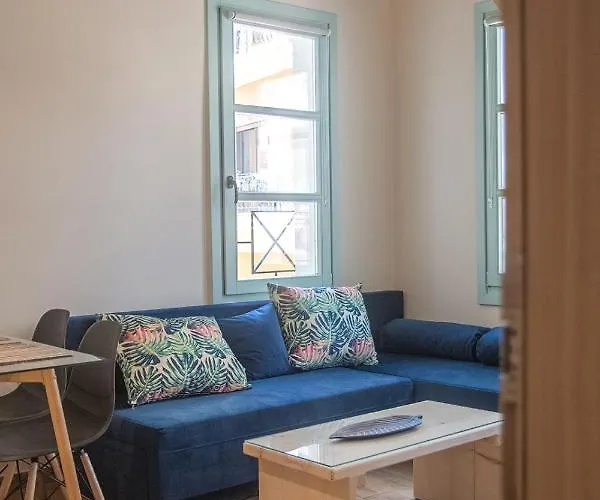 Agiopetra Lofts شقة