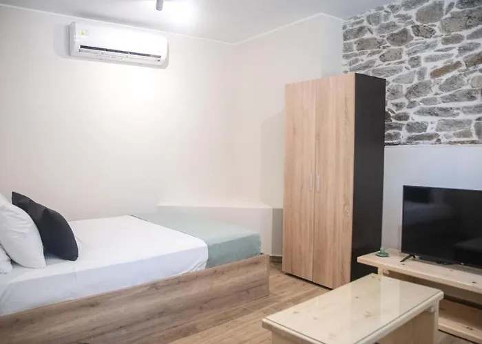 Agiopetra Lofts *